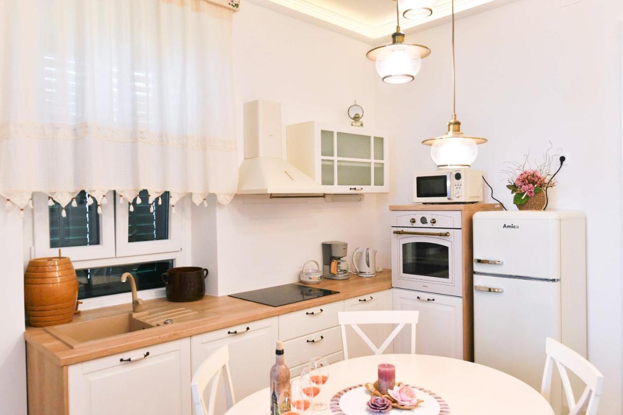 Apartment Carissima-Direct On Sea, Lovran-Opatija Luaran gambar