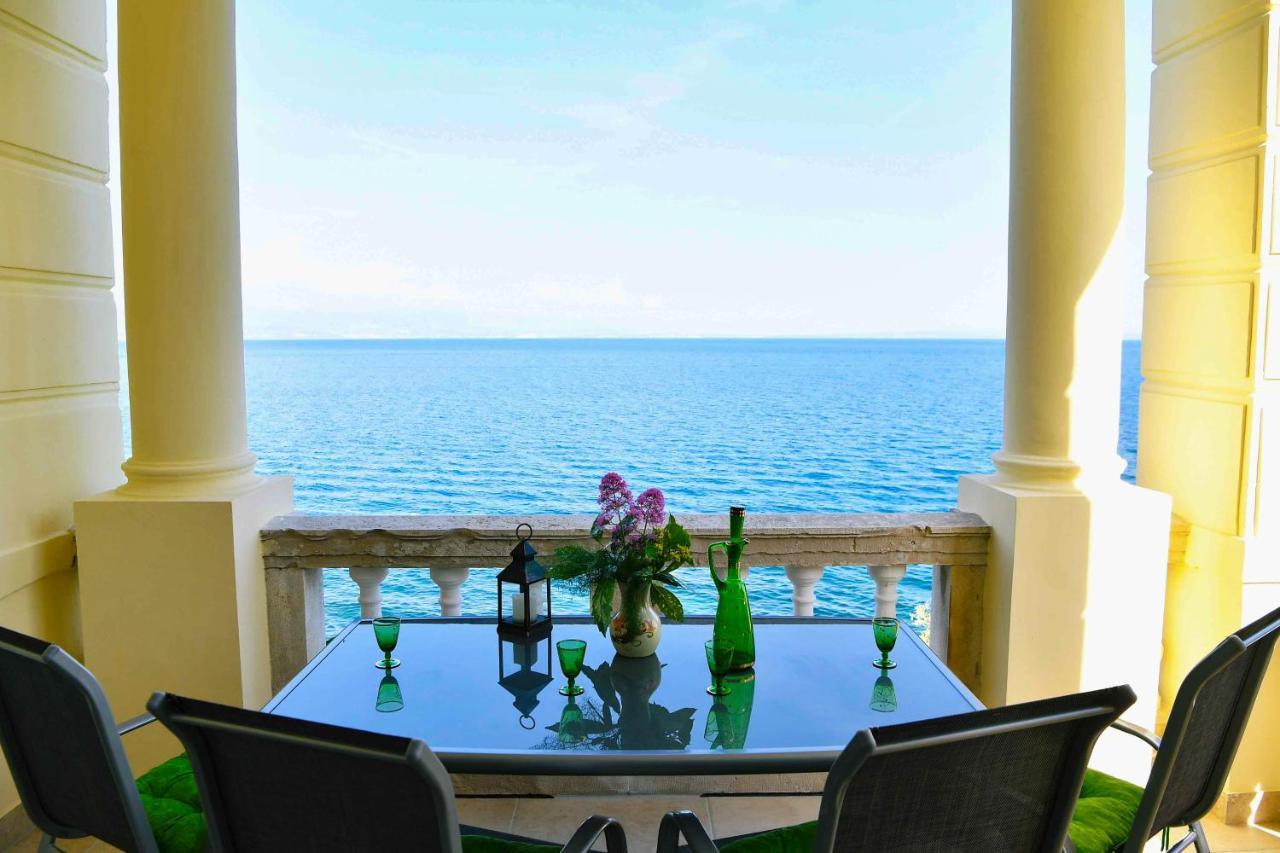 Apartment Carissima-Direct On Sea, Lovran-Opatija Luaran gambar