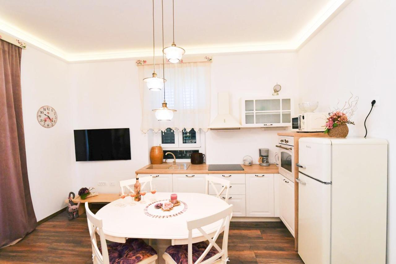 Apartment Carissima-Direct On Sea, Lovran-Opatija Luaran gambar
